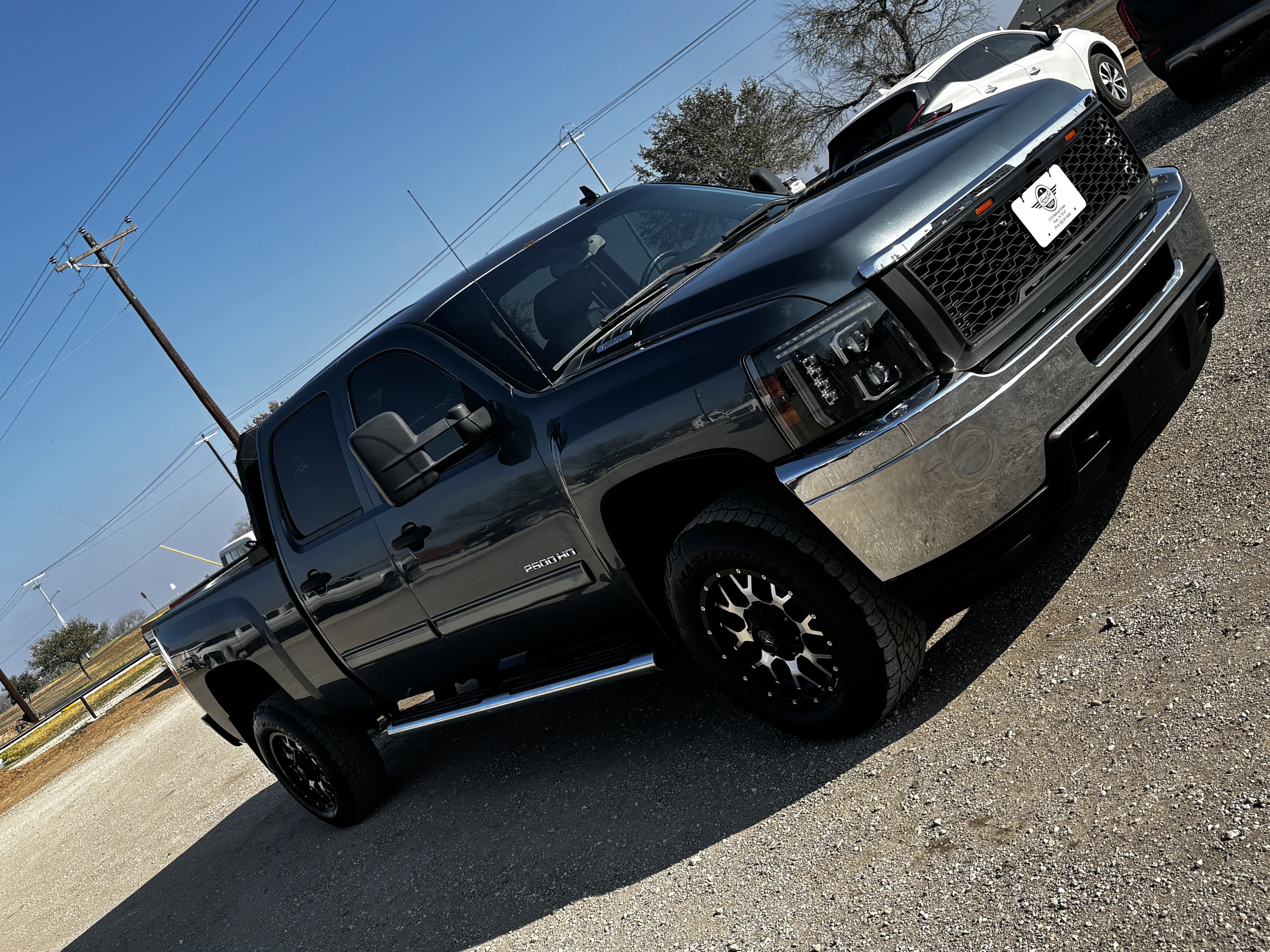 Used 2012 Chevrolet Silverado 2500 LT w/ Convenience Package AWD/4WD image 1