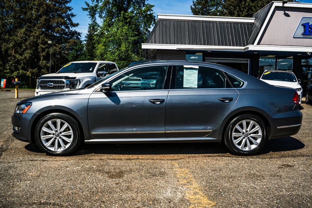 Used 2013 Volkswagen Passat 2.5 SEL Premium FWD image 19