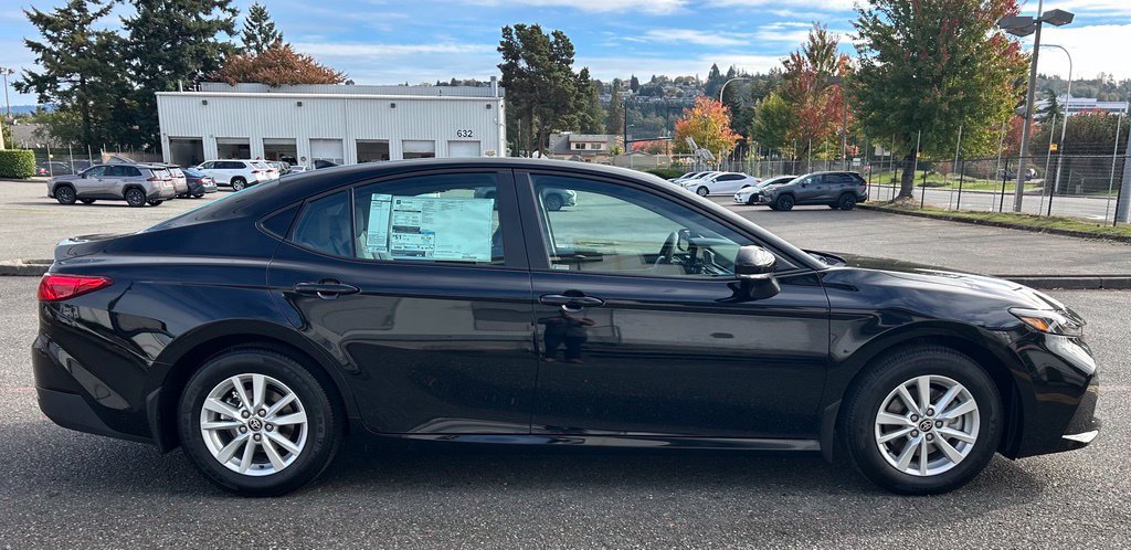 New 2026 Toyota Camry LE w/ Convenience Package FWD image 4