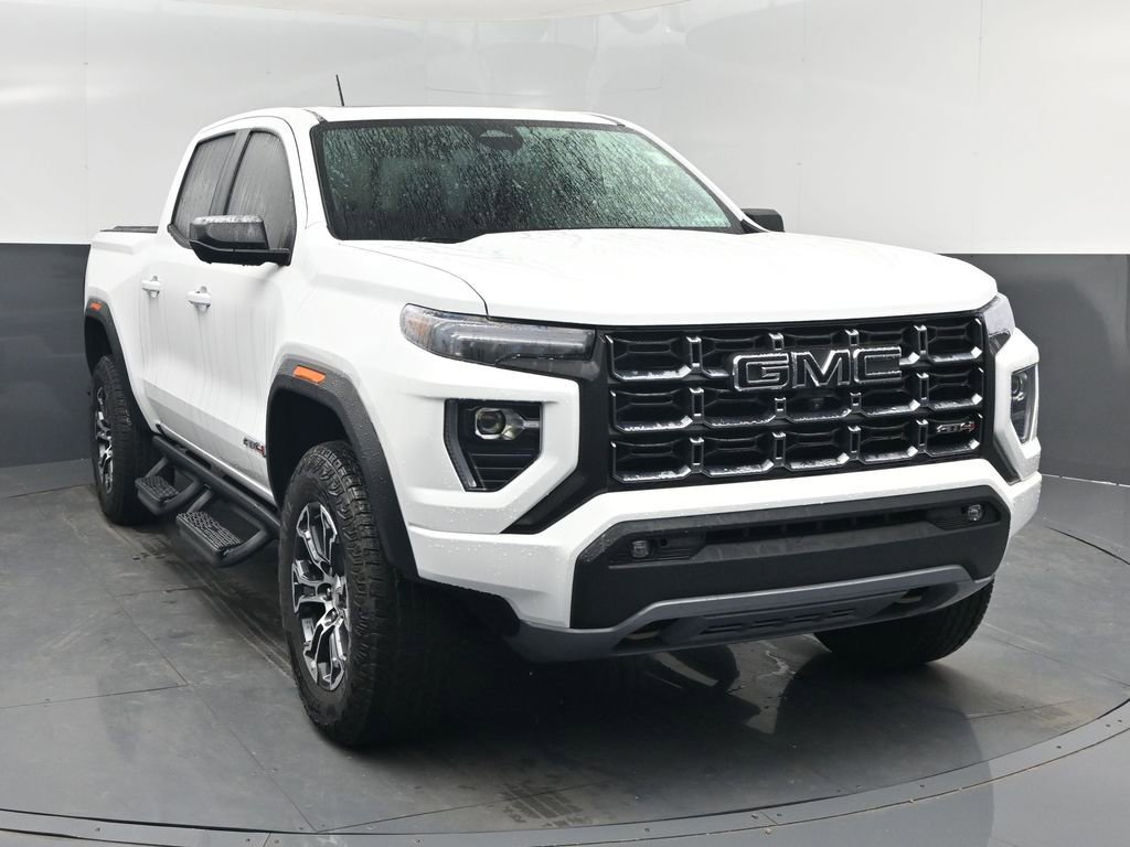 Used 2025 GMC Canyon AT4 w/ Technology Plus Package AWD/4WD image 21
