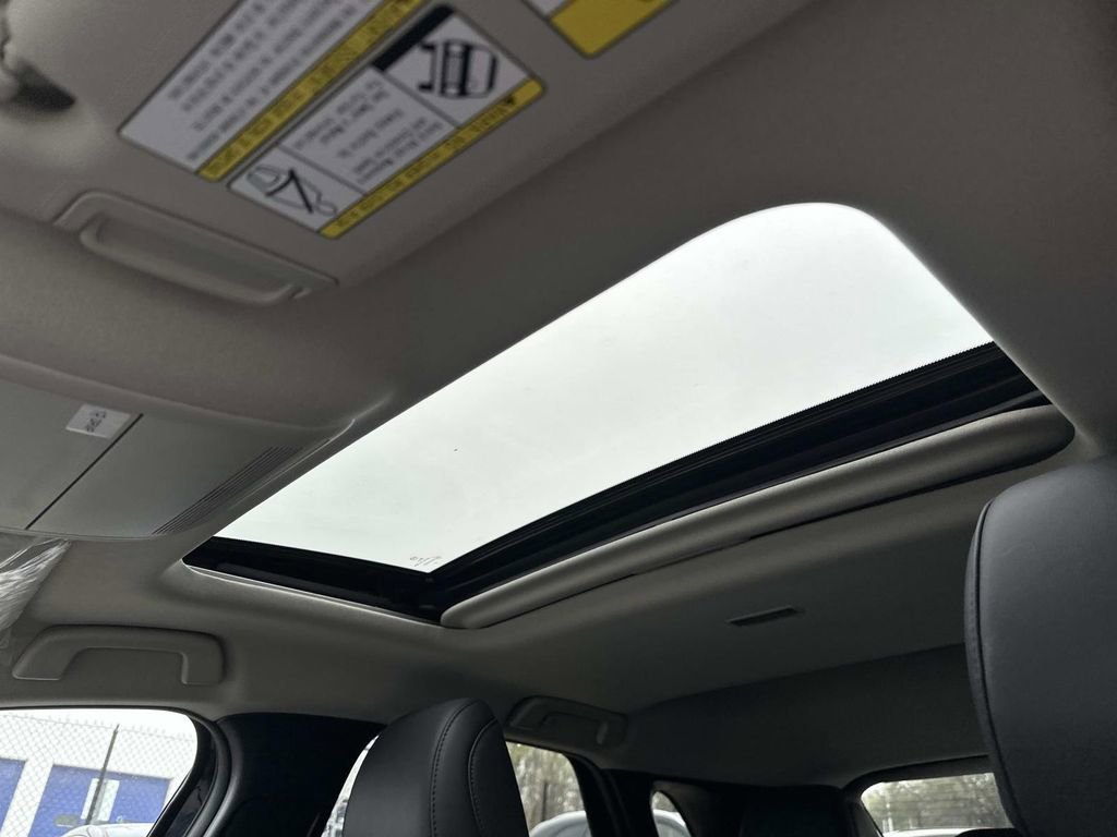 Certified 2025 MAZDA CX-30 AWD 2.5 S w/ Premium Package image 28