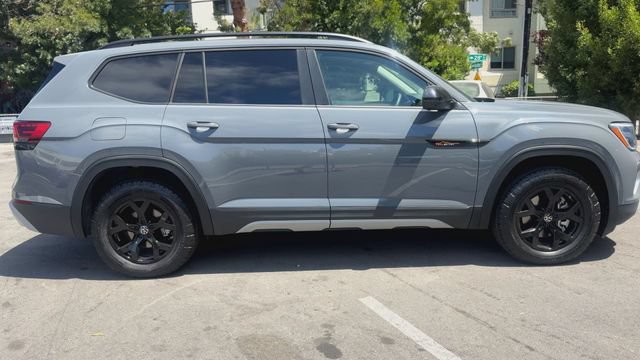 New 2026 Volkswagen Atlas Peak Edition AWD/4WD image 9