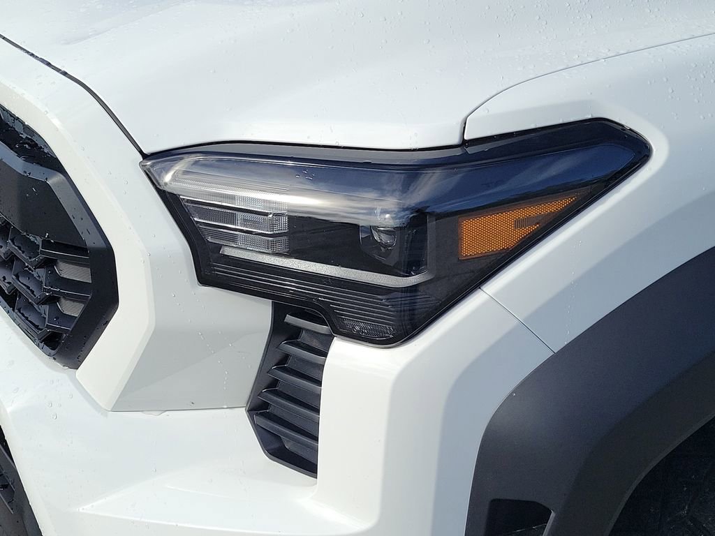 Certified 2025 Toyota Tacoma TRD Off-Road w/ TRD Off Road Premium Package AWD/4WD image 27