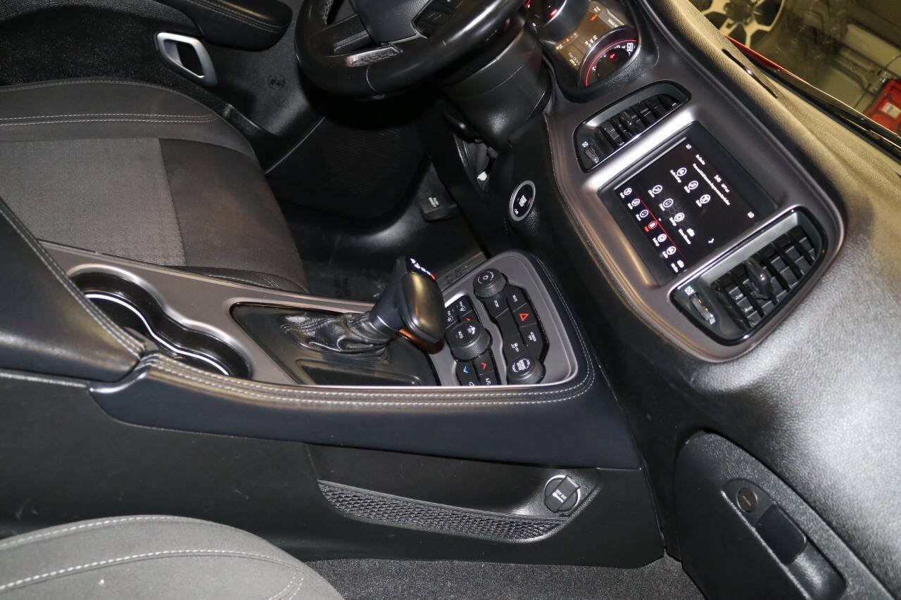 Used 2023 Dodge Challenger SXT RWD image 43