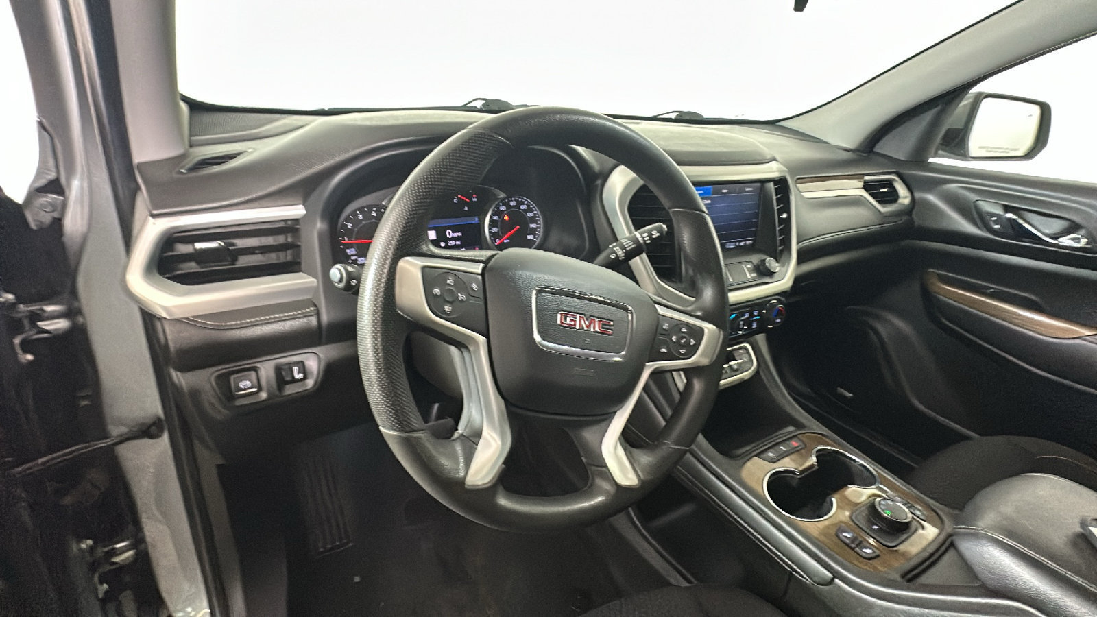 Used 2023 GMC Acadia SLE w/ Driver Convenience Package AWD/4WD image 17
