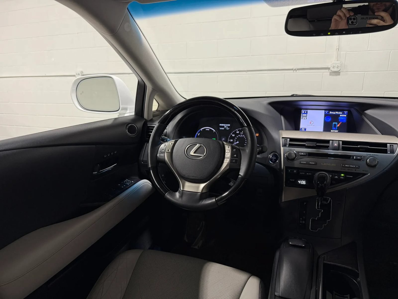 Used 2013 Lexus RX 450h AWD w/ Navigation Pkg image 23