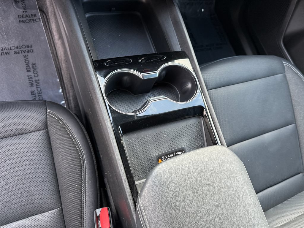 Used 2024 Chevrolet Blazer EV LT AWD/4WD image 28