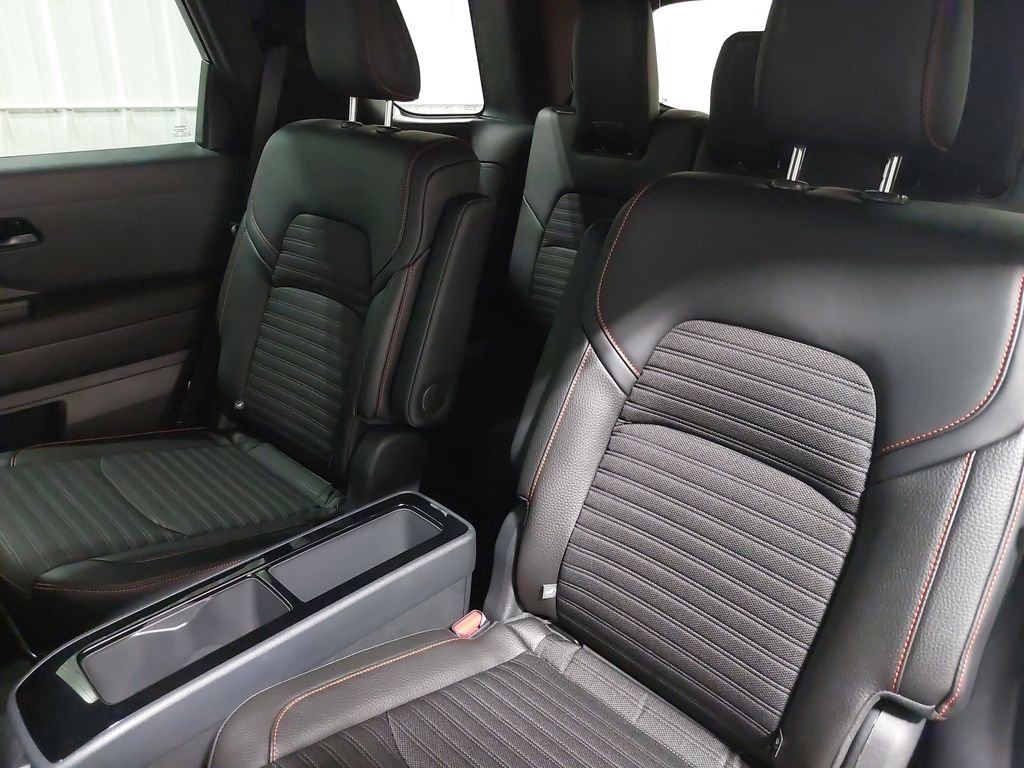 New 2026 Nissan Pathfinder SV image 16