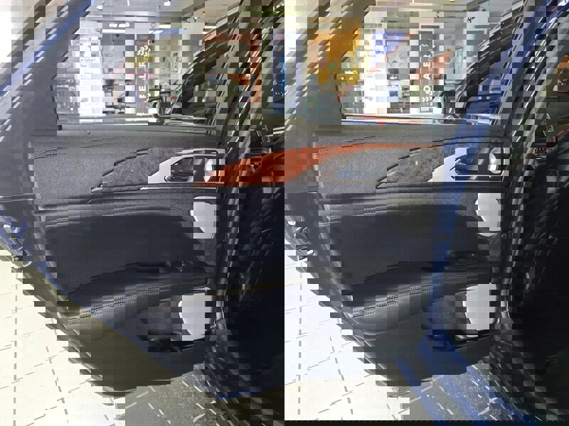 Used 2020 Lincoln MKZ Reserve w/ Luxury Package image 10