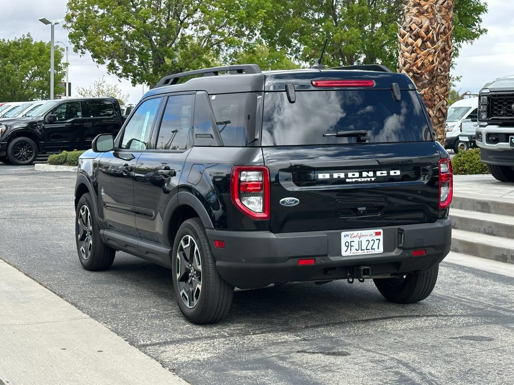 Used 2023 Ford Bronco Sport Outer Banks w/ Tech Package AWD/4WD image 4