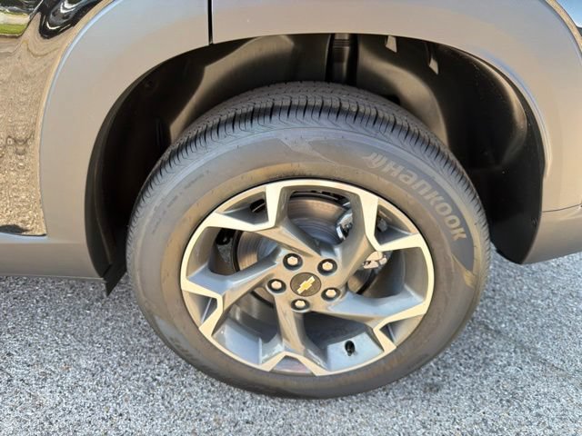 New 2026 Chevrolet Trax LT FWD image 14