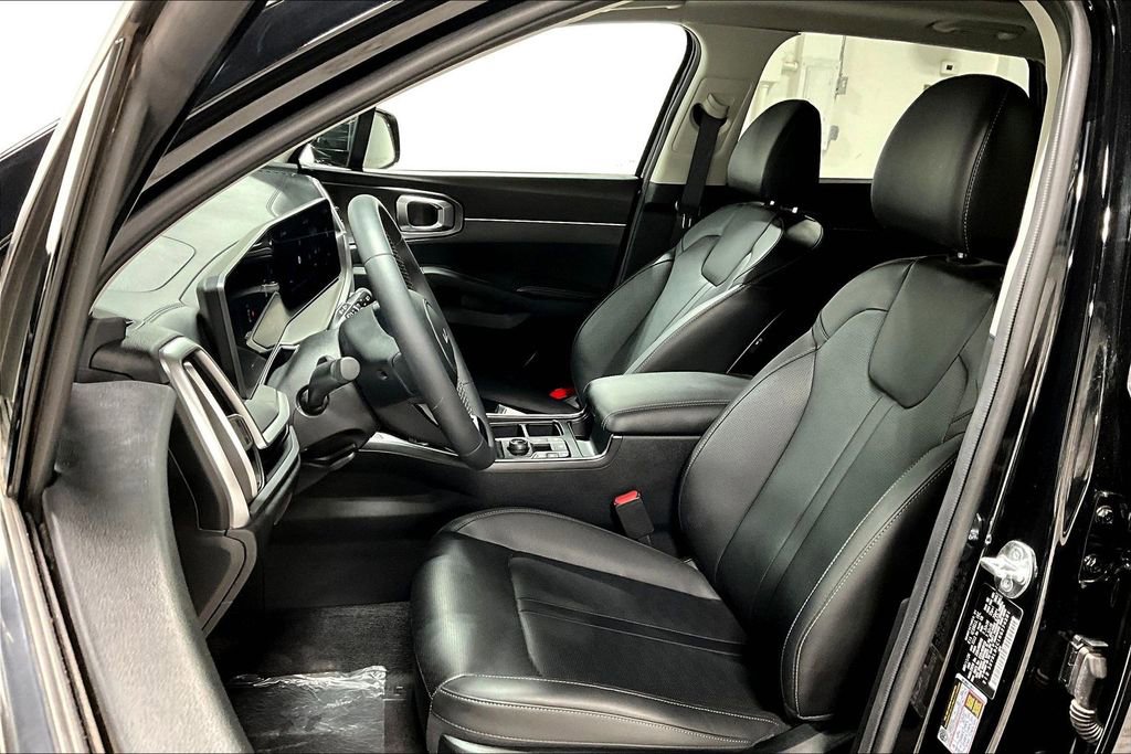 Used 2024 Kia Sorento S w/ Panoramic Sunroof Package image 34