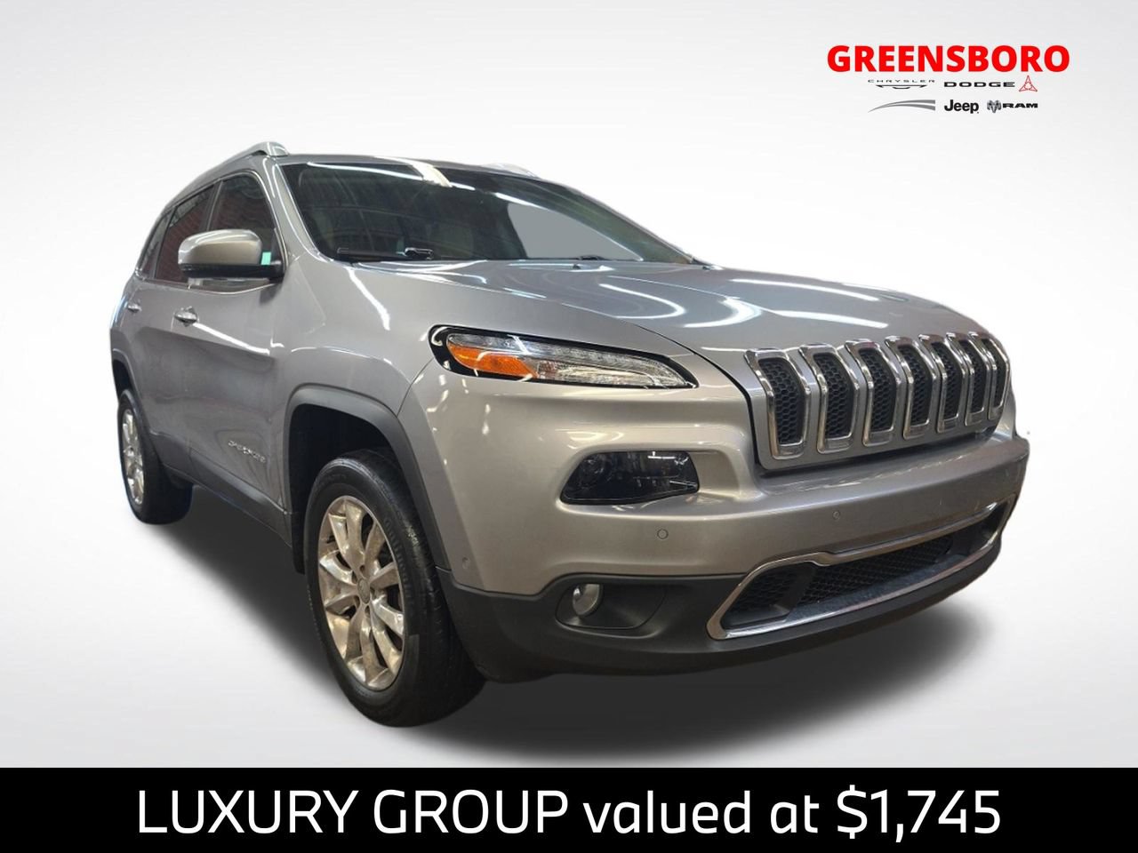 Used 2015 Jeep Cherokee Limited w/ Luxury Group