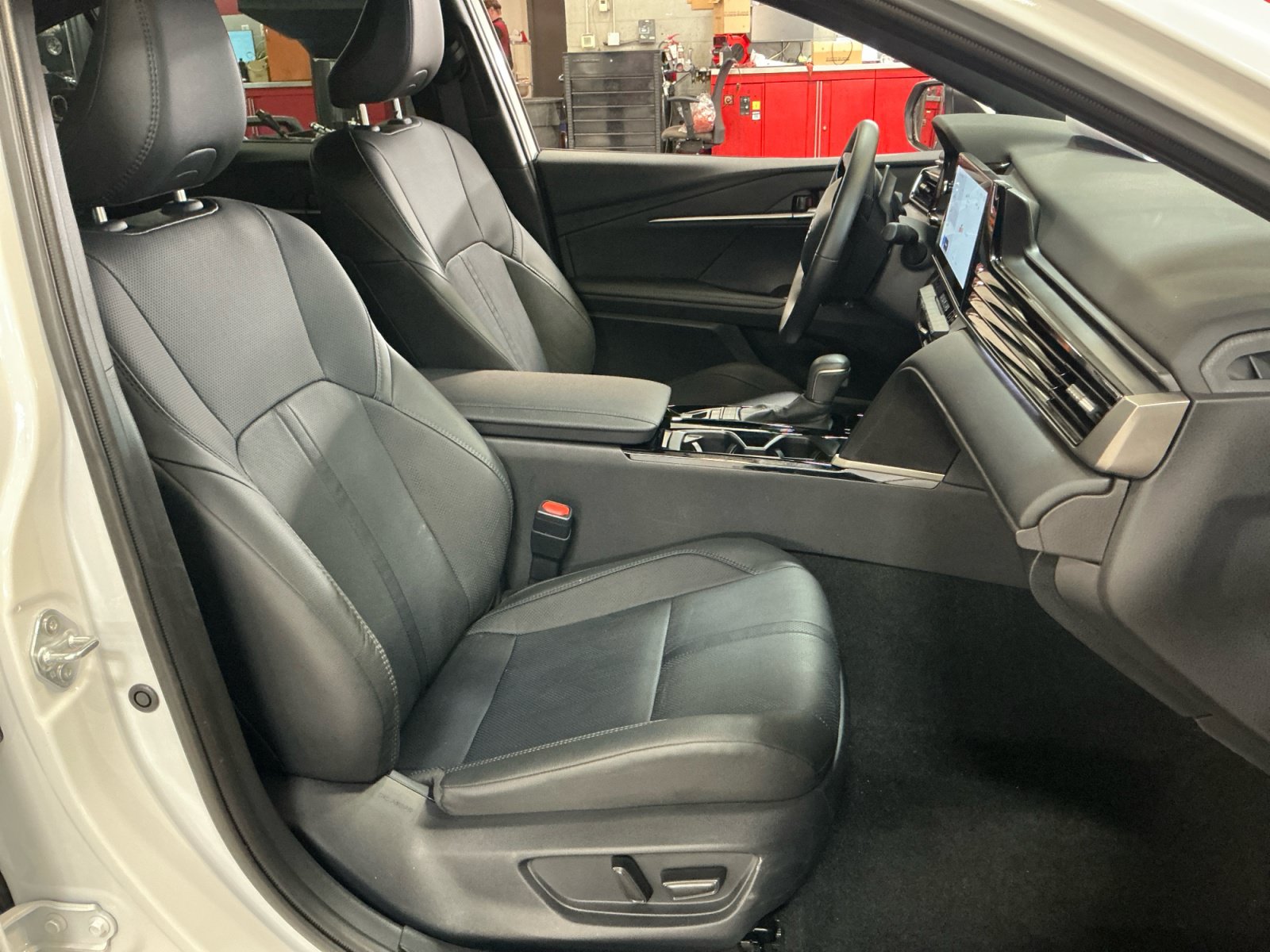 Used 2026 Toyota Camry XSE FWD image 19