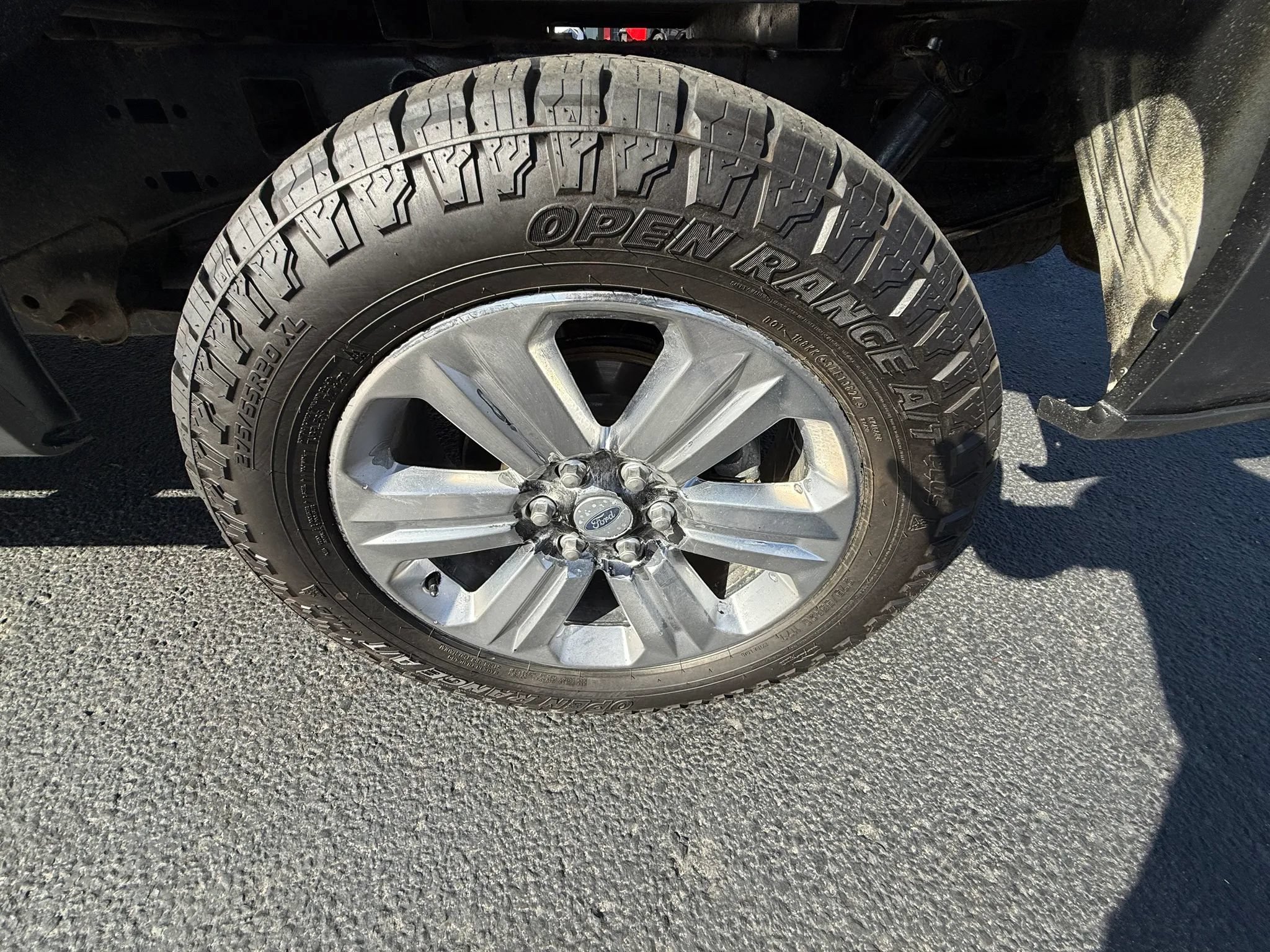Used 2019 Ford F150 XLT w/ Equipment Group 302A Luxury AWD/4WD image 15