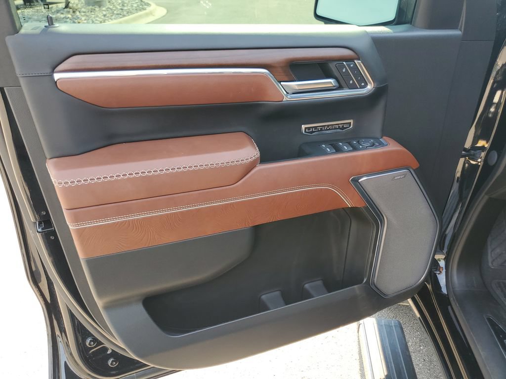 Used 2023 GMC Sierra 1500 Denali Ultimate AWD/4WD image 9