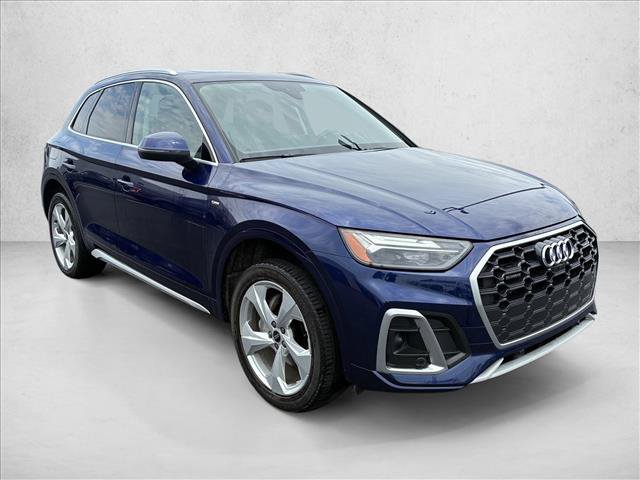 Used 2023 Audi Q5 2.0T Premium Plus w/ Premium Plus Package AWD/4WD image 3