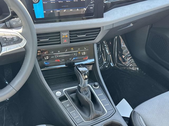 New 2026 Volkswagen Jetta SE FWD image 10