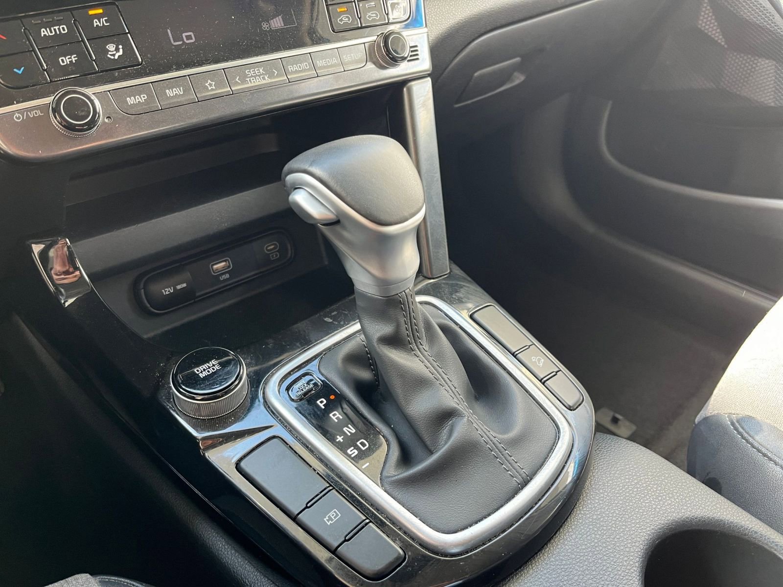 Used 2025 Kia Seltos S image 43