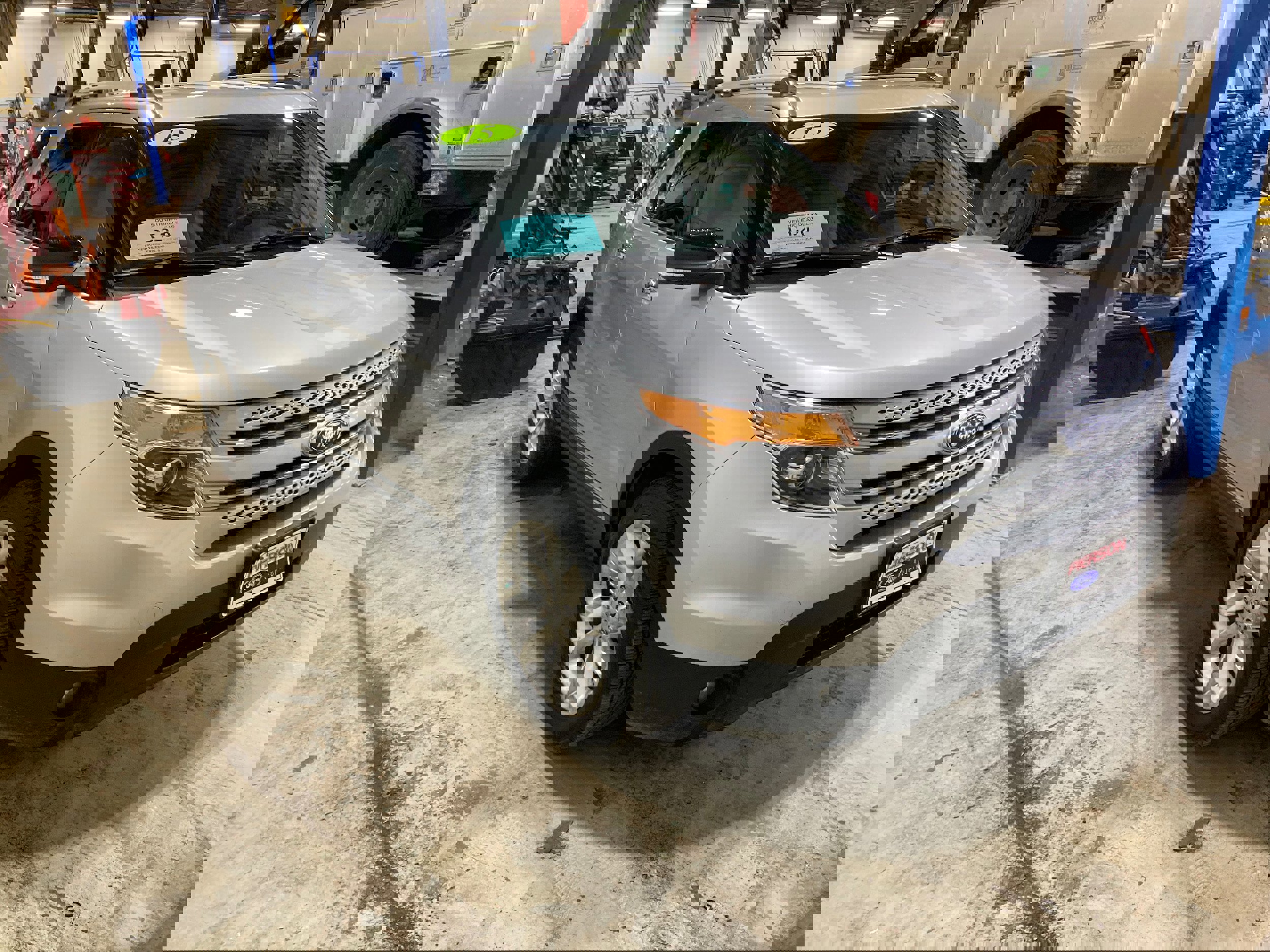 Used 2015 Ford Explorer XLT w/ Equipment Group 202B image 3