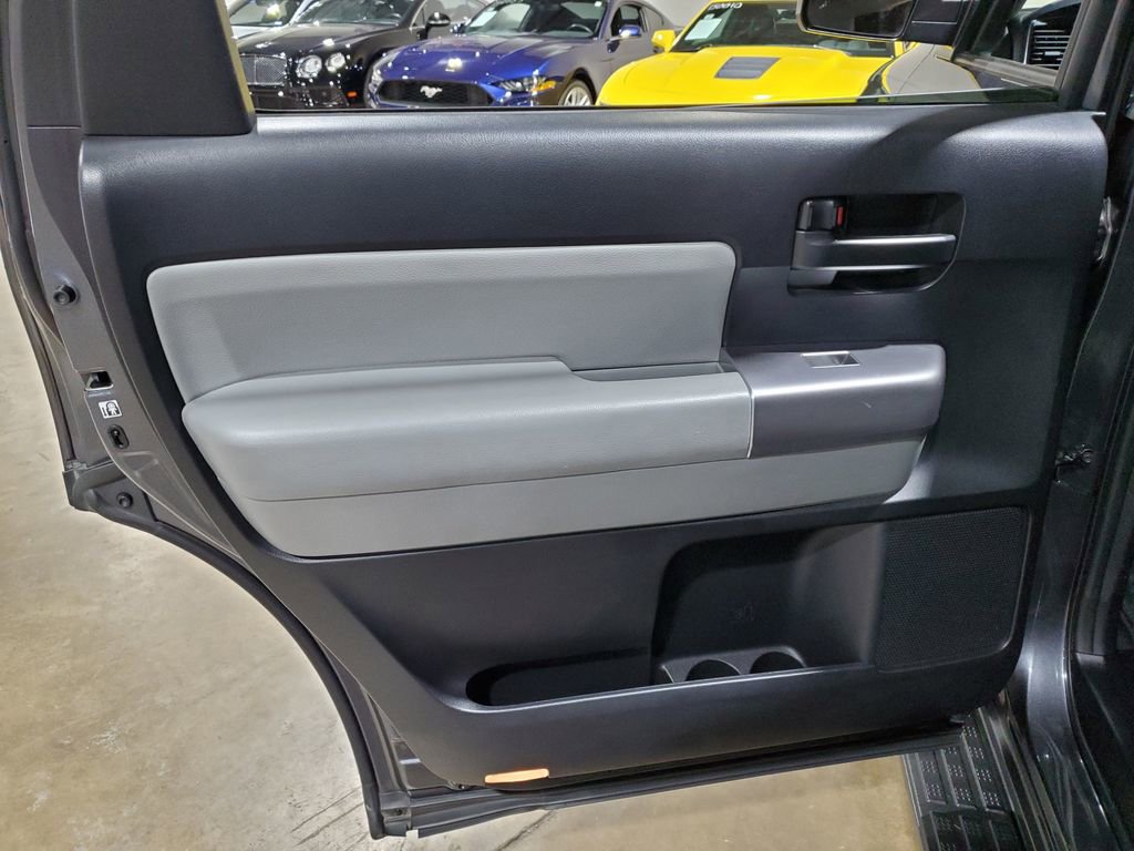 Used 2019 Toyota Sequoia SR5 image 28