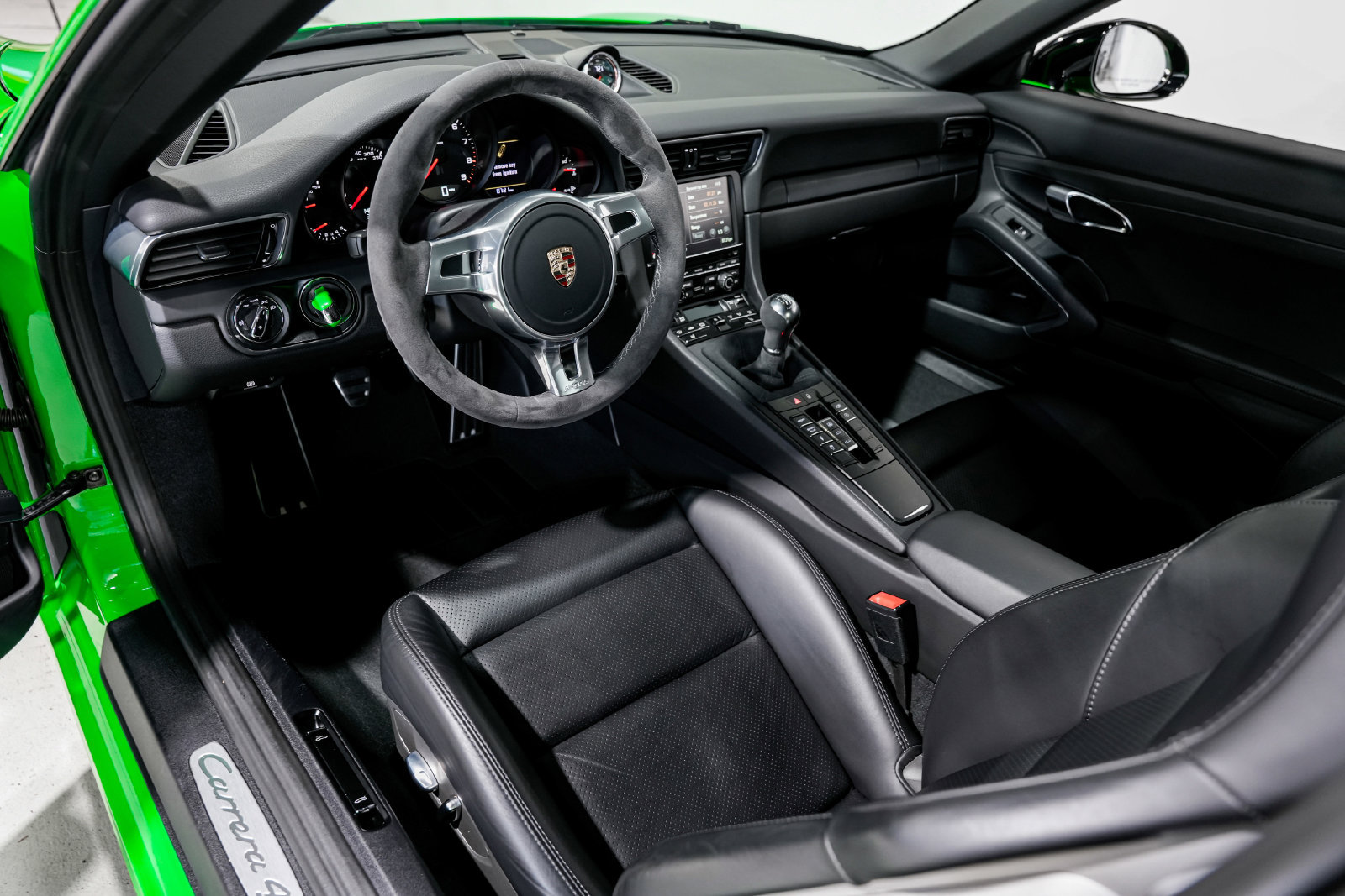 Used 2014 Porsche 911 Carrera 4S AWD/4WD image 9