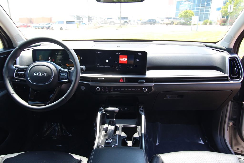 Used 2024 Kia Sorento S w/ Panoramic Sunroof Package AWD/4WD image 44