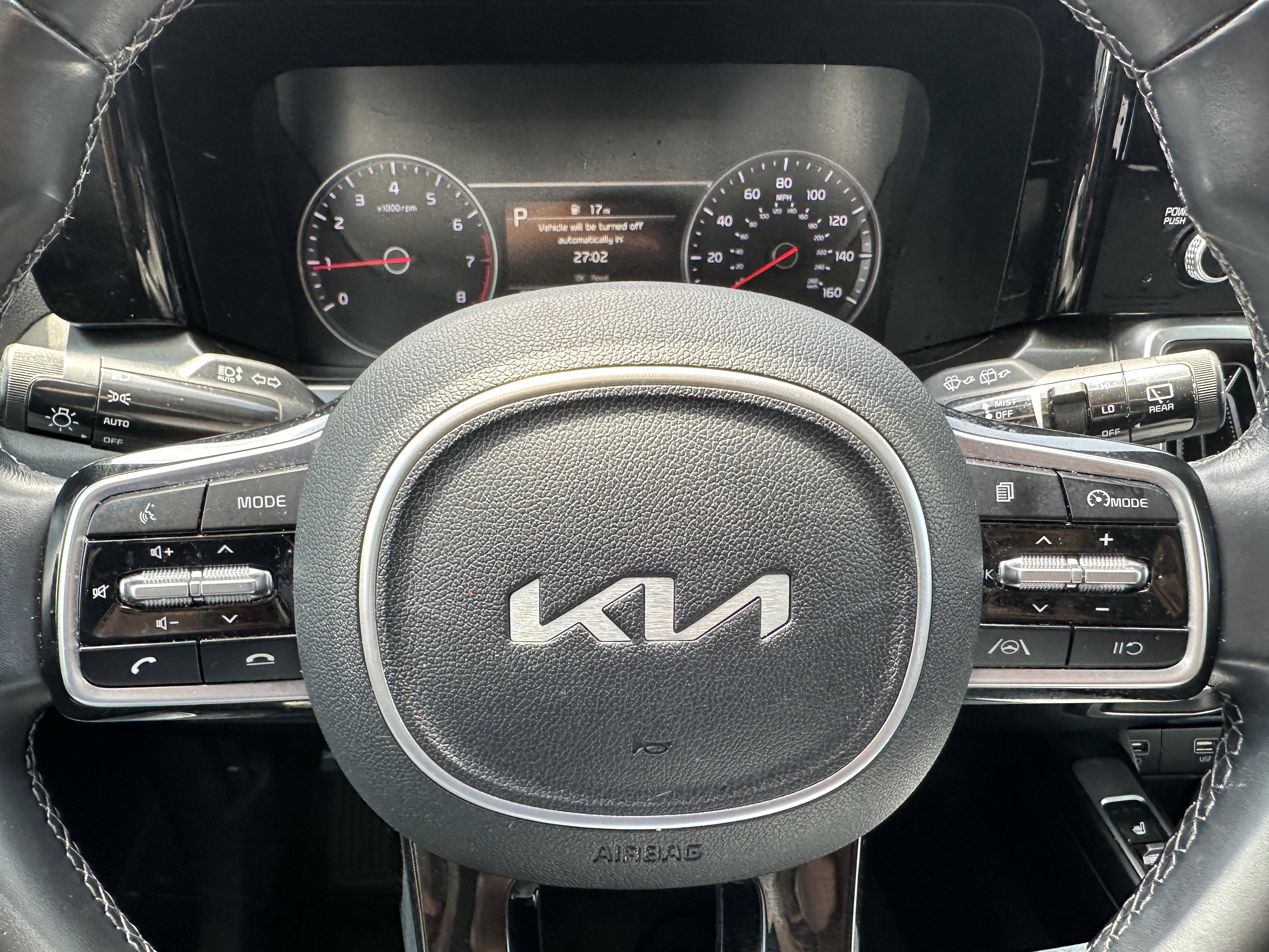 Used 2022 Kia Sorento S w/ Panoramic Sunroof Package FWD image 27