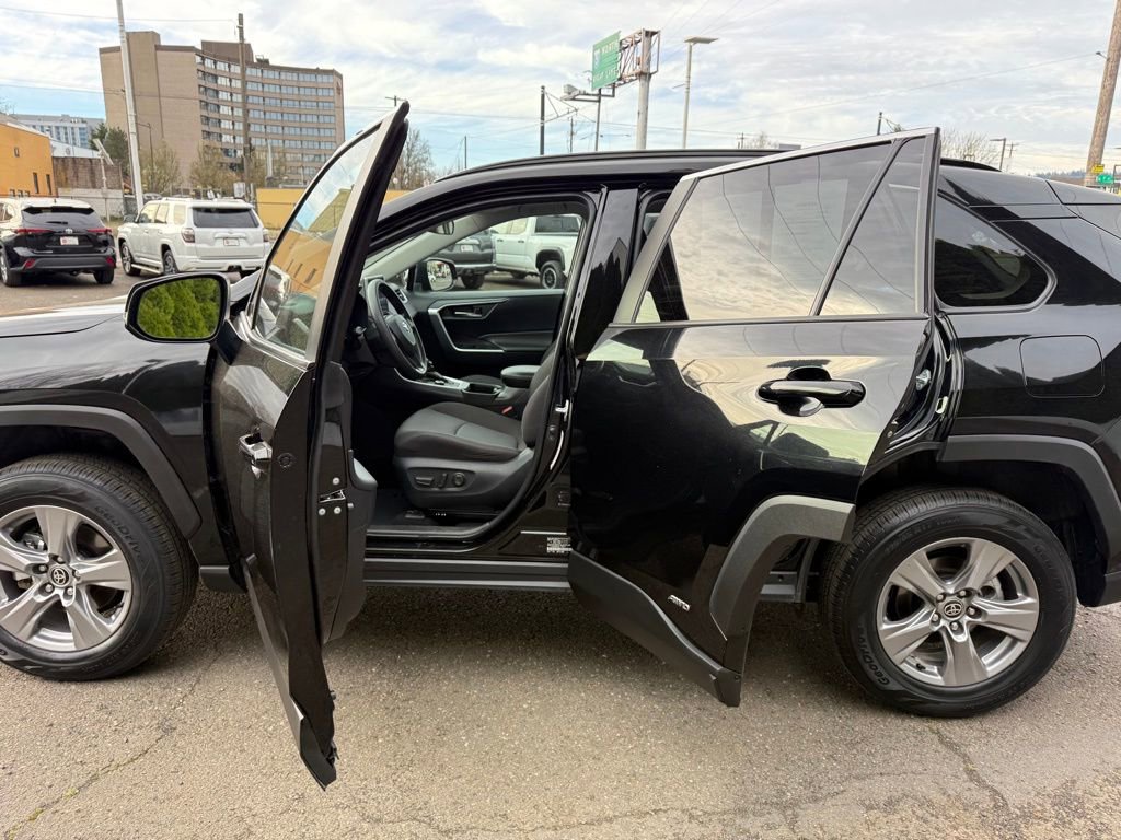 Certified 2025 Toyota RAV4 XLE image 18