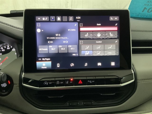 Used 2024 Jeep Compass Limited image 27