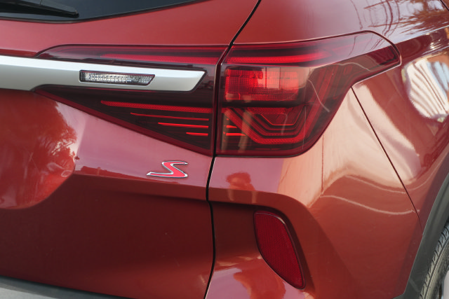 Used 2021 Kia Seltos S AWD/4WD image 42