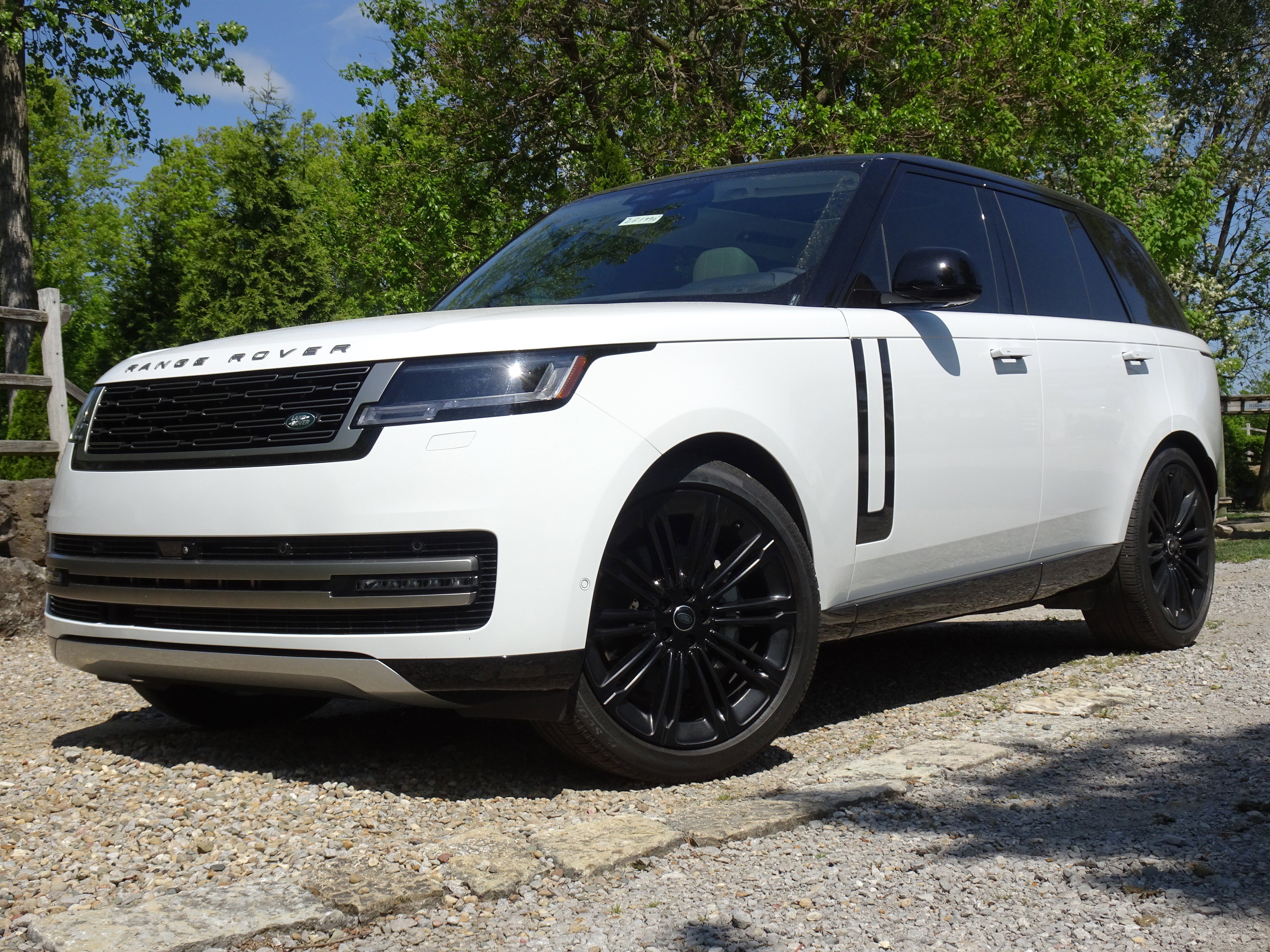 Certified 2025 Land Rover Range Rover SE