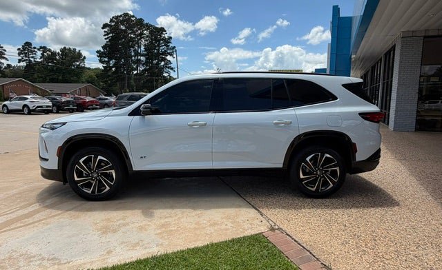 Used 2026 Buick Enclave Sport Touring w/ Power Package FWD image 4