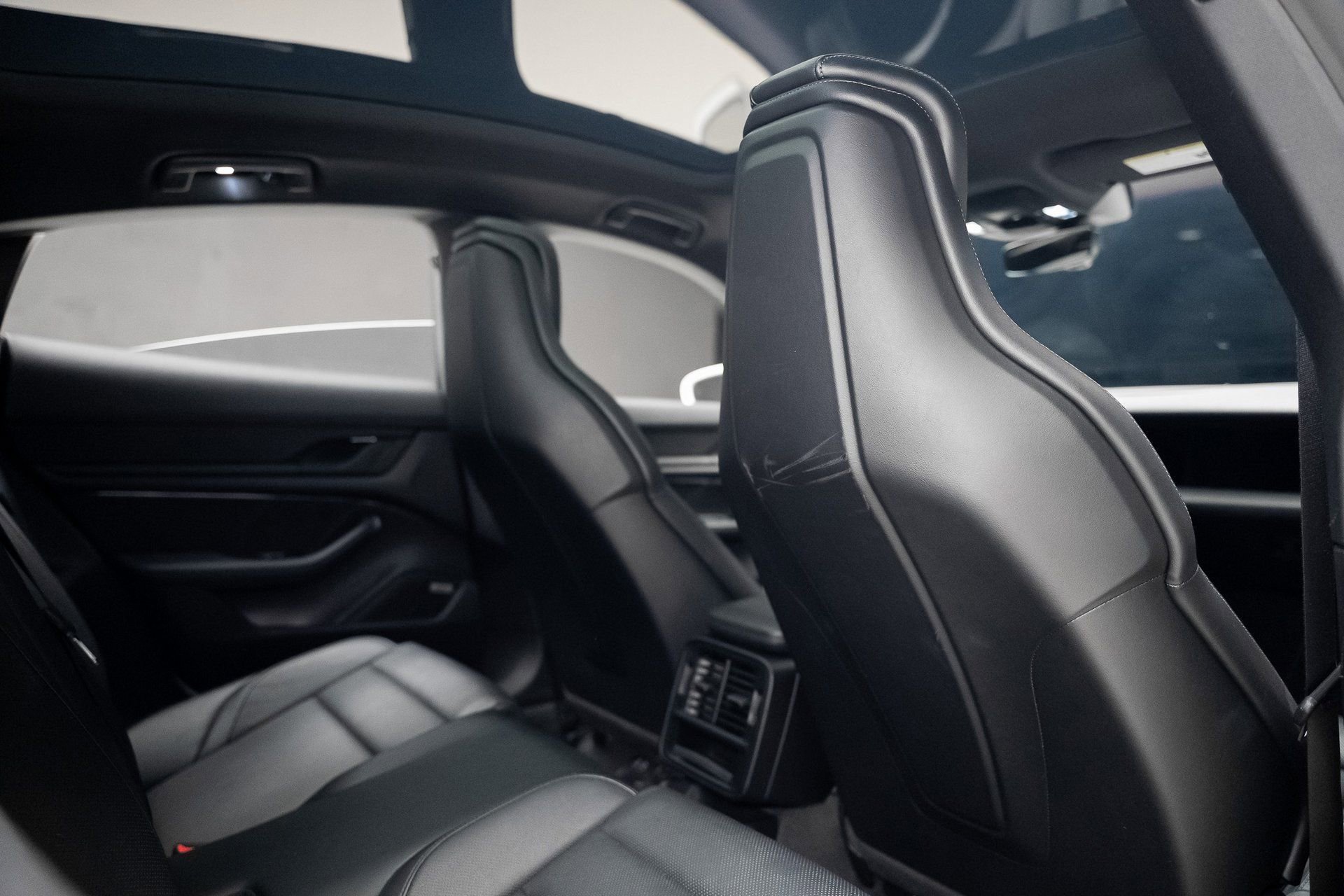 Used 2022 Porsche Taycan image 66