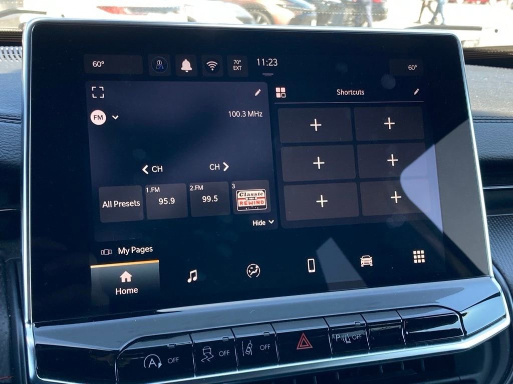 Used 2025 Jeep Compass Trailhawk image 20