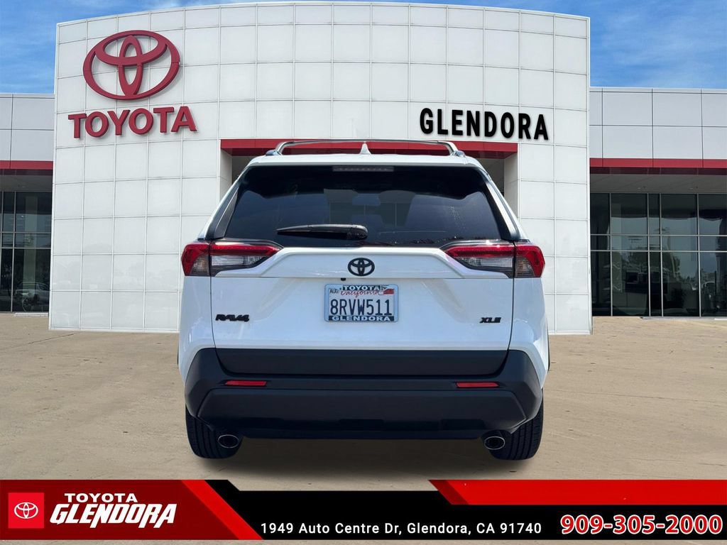 Certified 2020 Toyota RAV4 XLE w/ All Weather Liner Package FWD image 9