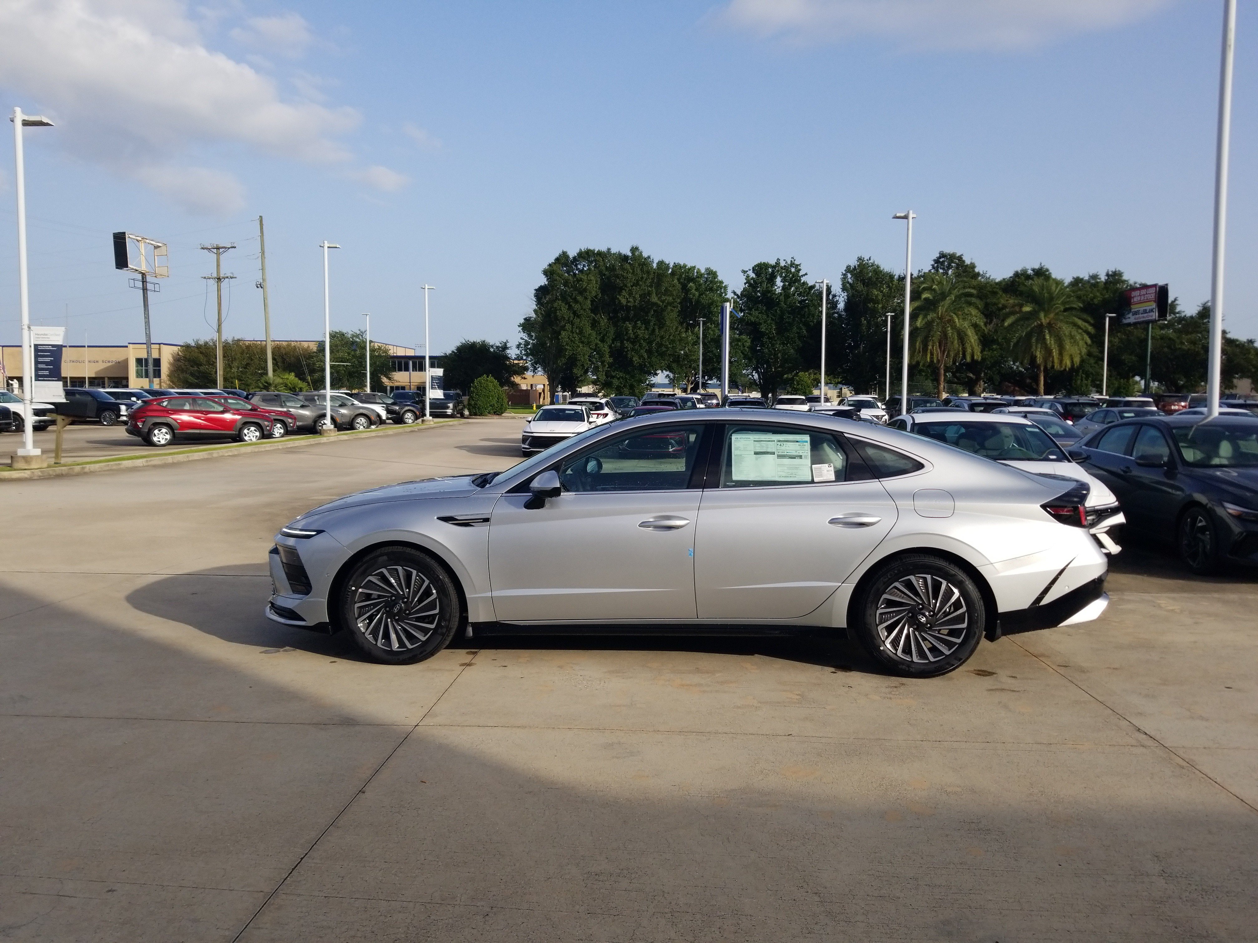 New 2026 Hyundai Sonata Limited FWD image 4