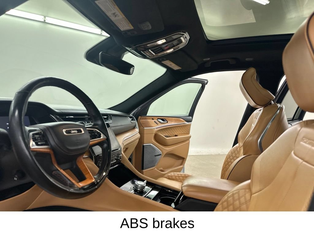 Used 2021 Jeep Grand Cherokee L Summit AWD/4WD image 37