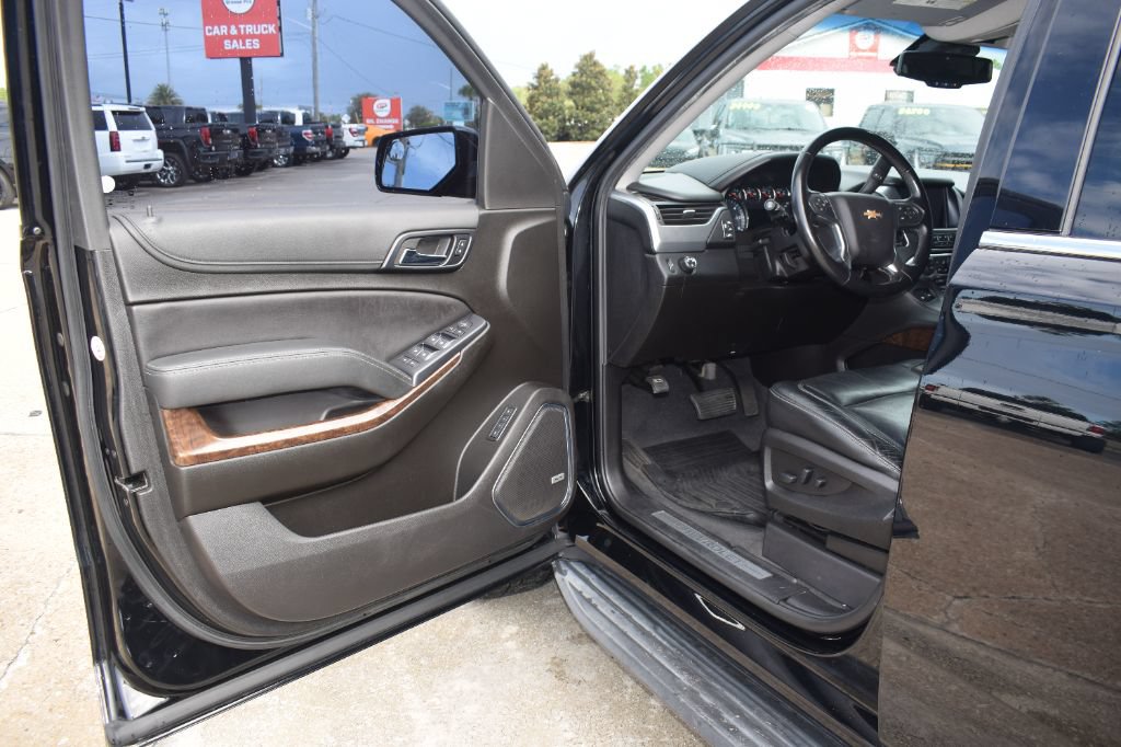 Used 2019 Chevrolet Tahoe LT w/ LT Midnight Edition RWD image 8