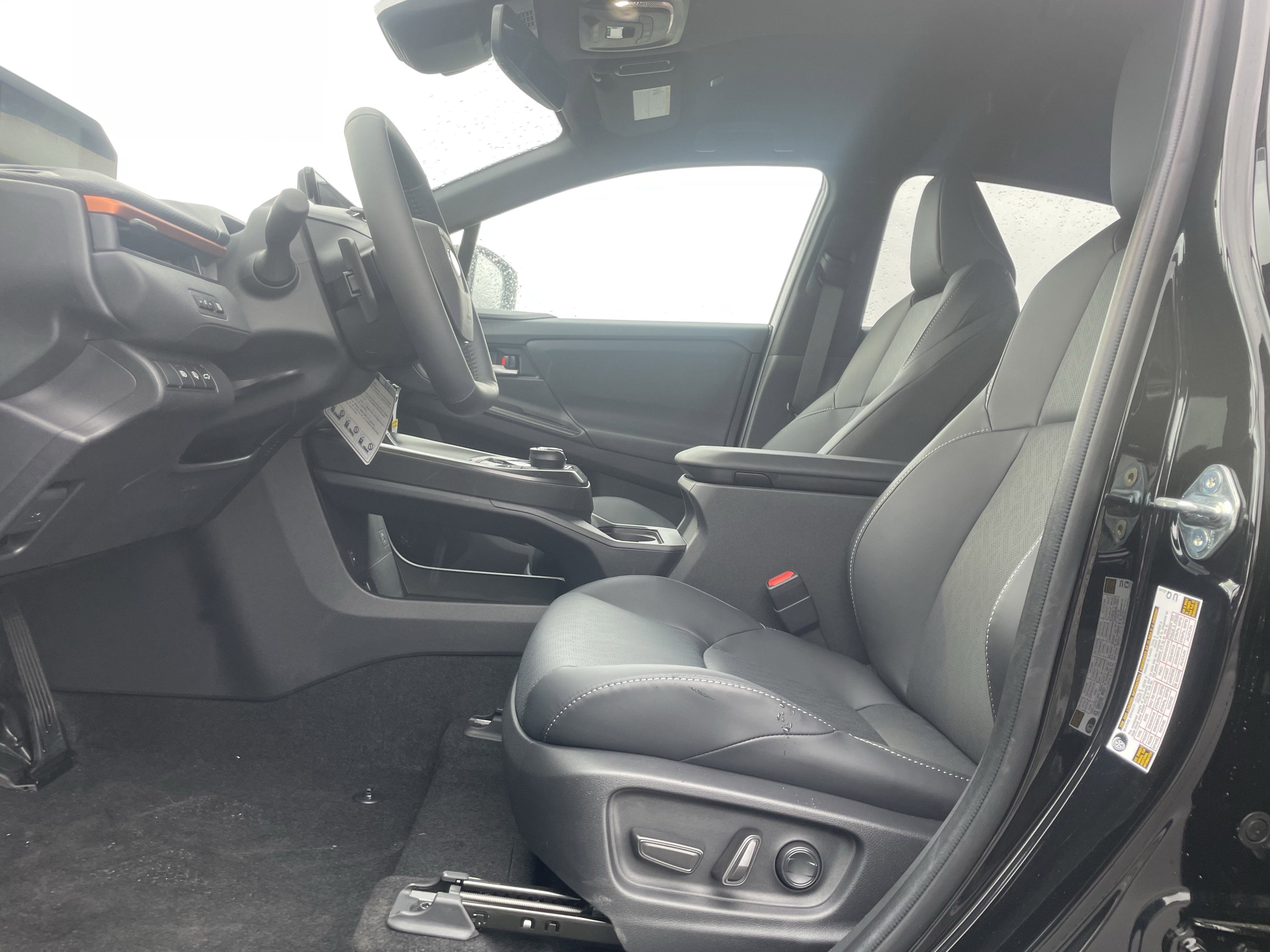 New 2026 Subaru Uncharted AWD image 12