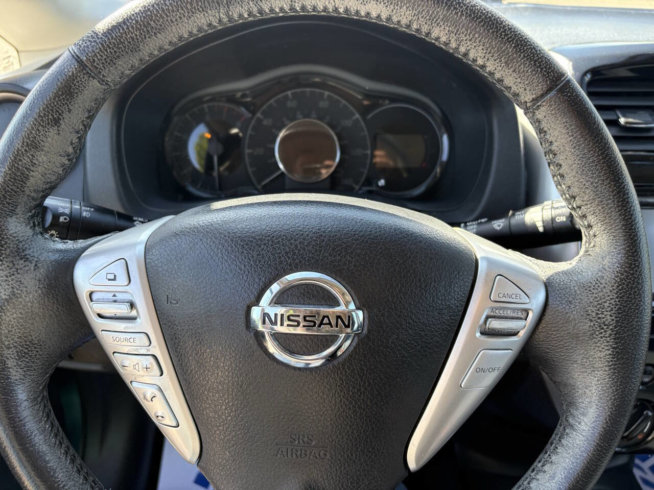 Used 2015 Nissan Versa Note FWD image 30