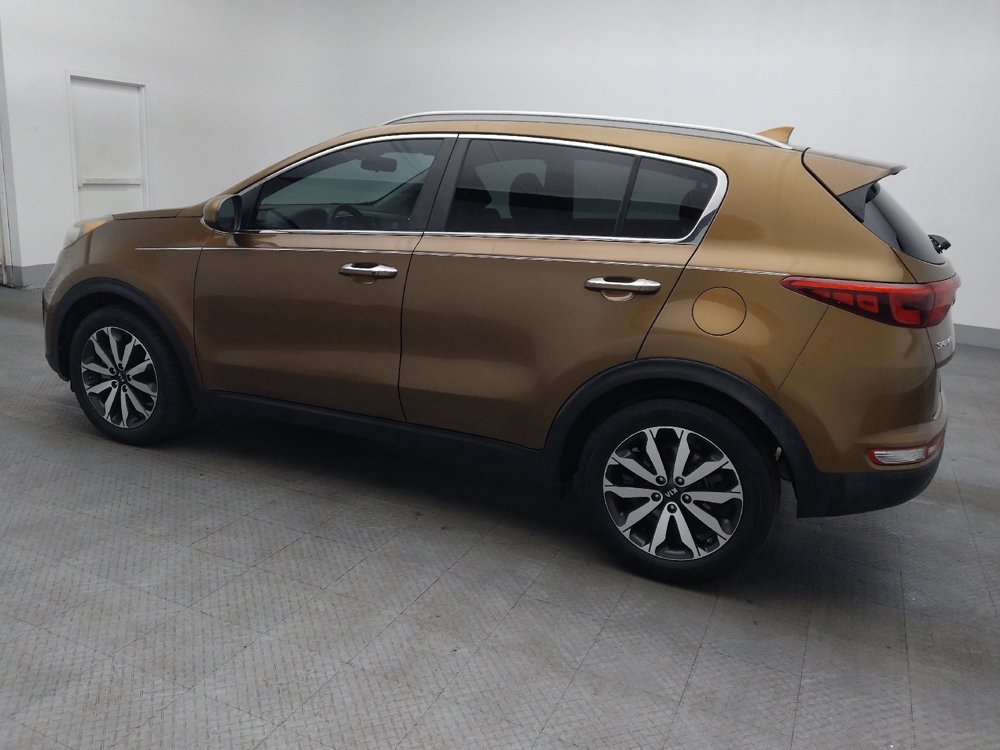 Used 2017 Kia Sportage EX image 3