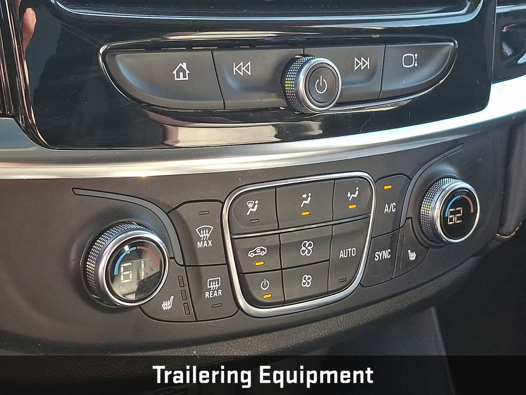 Used 2021 Chevrolet Traverse RS AWD/4WD image 16