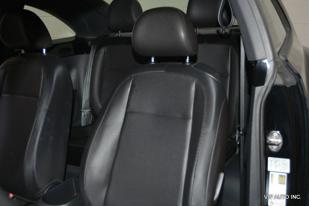 Used 2012 Volkswagen Beetle 2.5 FWD image 19