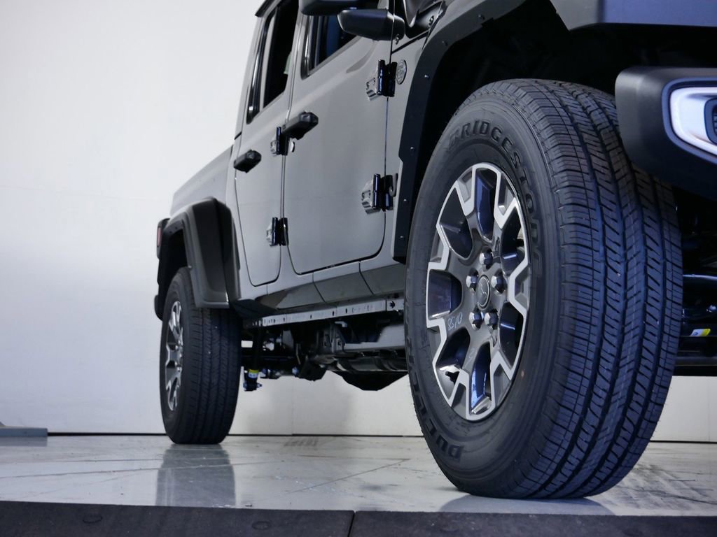 Certified 2024 Jeep Gladiator Sport w/ Premium Package image 8