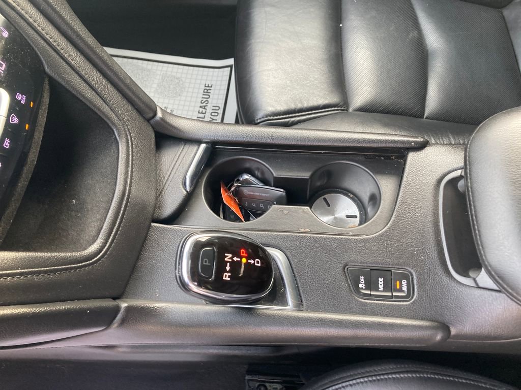 Used 2017 Cadillac XT5 Luxury image 30