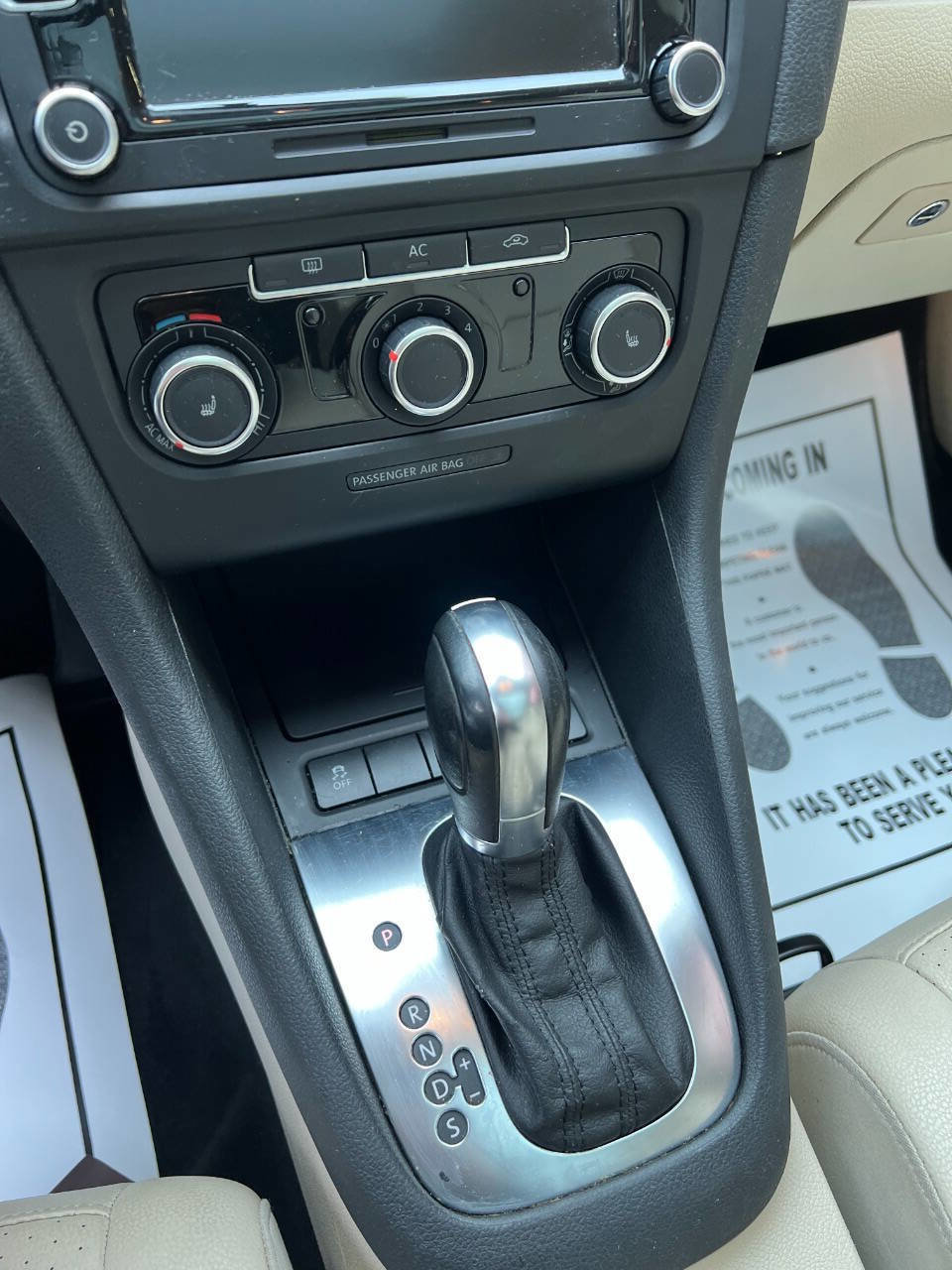 Used 2012 Volkswagen Jetta SE image 23