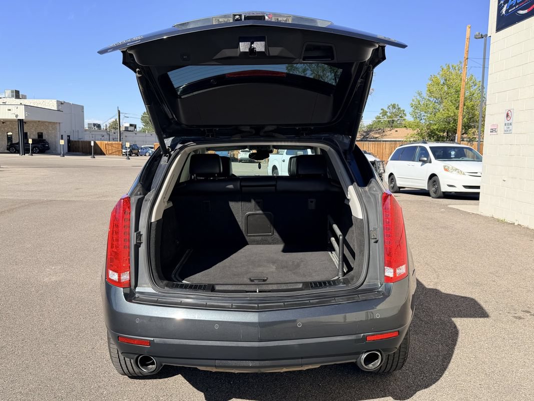 Used 2016 Cadillac SRX Luxury w/ Driver Awareness Package AWD/4WD image 16