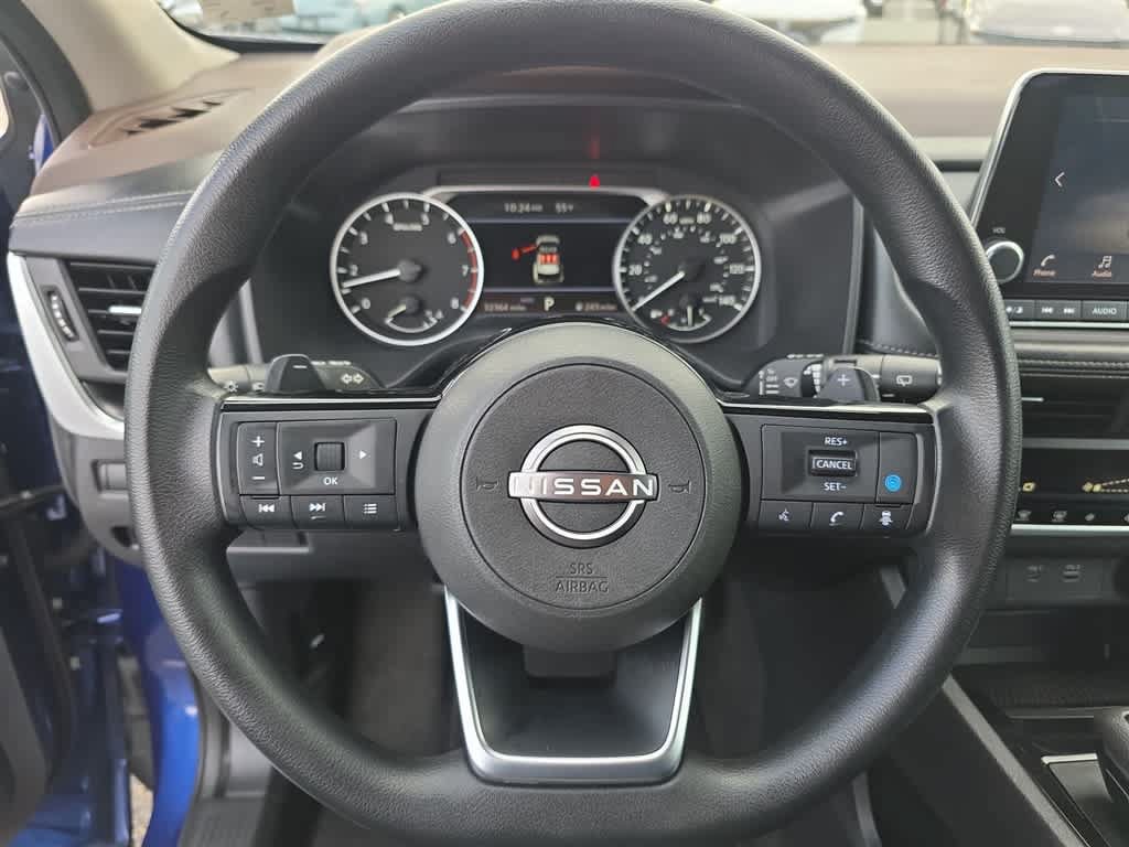 Used 2023 Nissan Rogue SV AWD/4WD image 18
