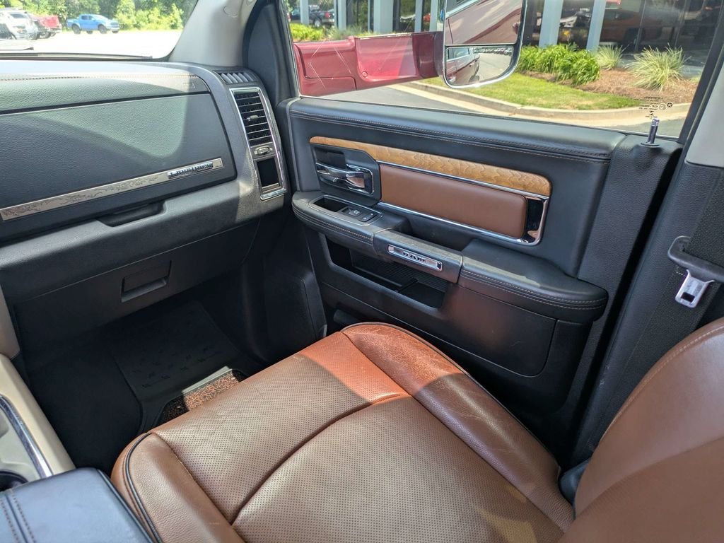 Used 2017 RAM 2500 Longhorn w/ Convenience Group AWD/4WD image 17